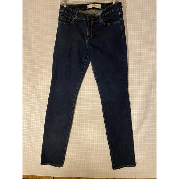 Abercrombie & Fitch Denim - Abercrombie & Fitch Jeans 10R Dark Wash.